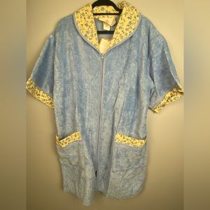 Stan Herman Women’s Chenille Robe Size Large
